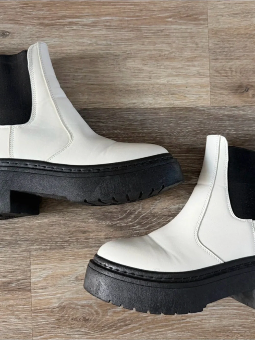 Forever 21 White Chelsea Platform Boots with Black Elastic